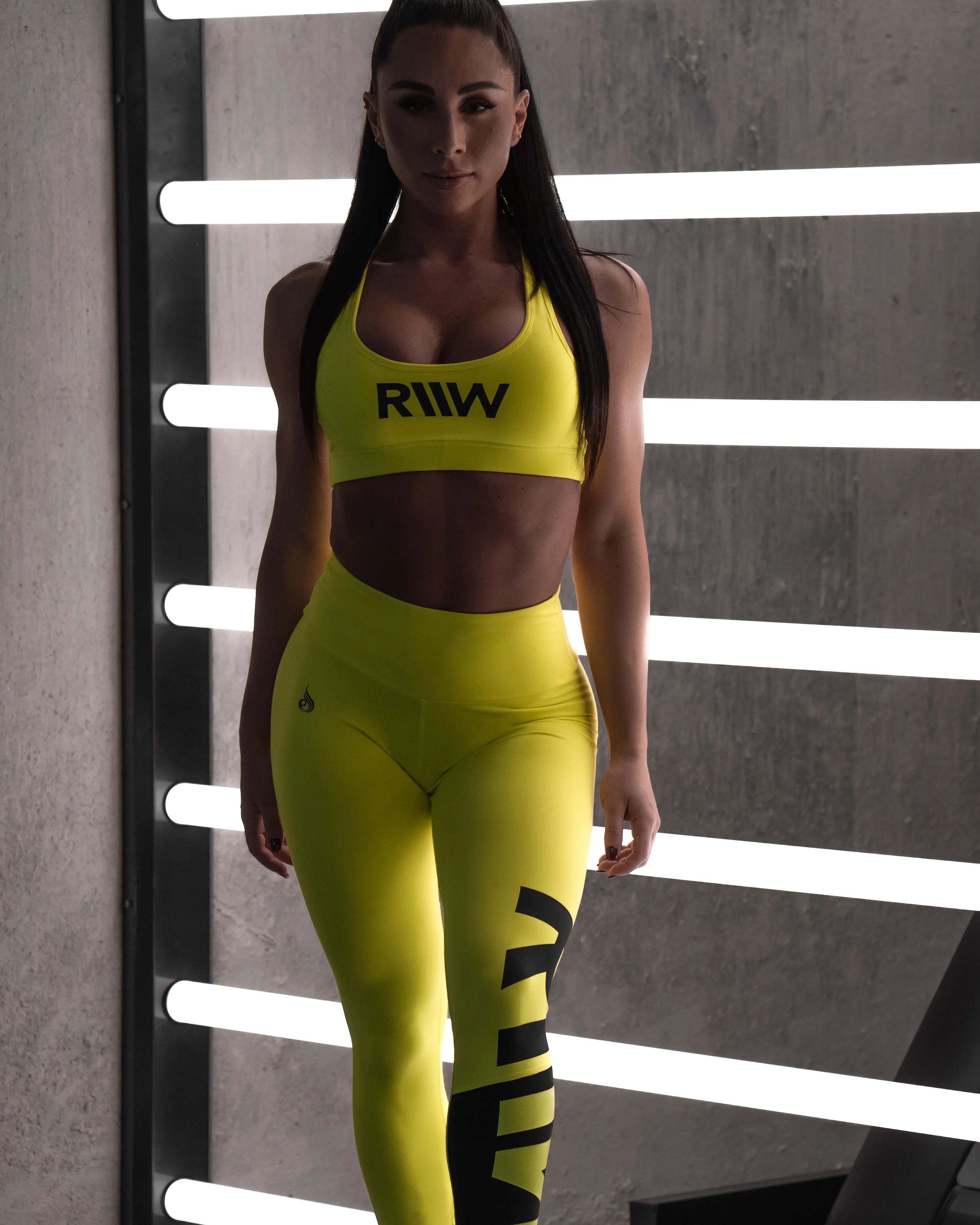 NEONUDE SCRUNCH BUM LEGGINGS RYDERWEAR