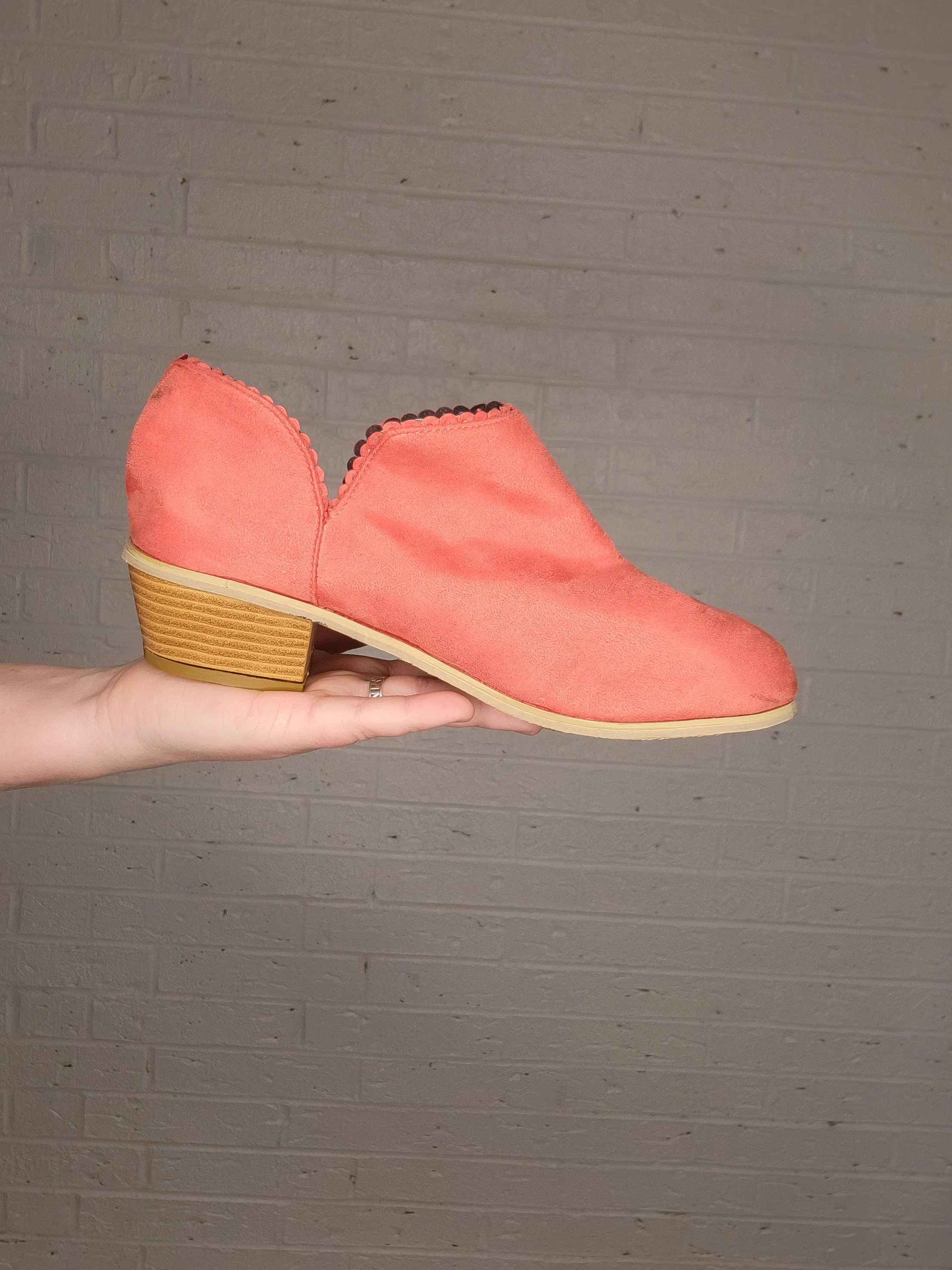 Size 9 - Pink Suade Flats