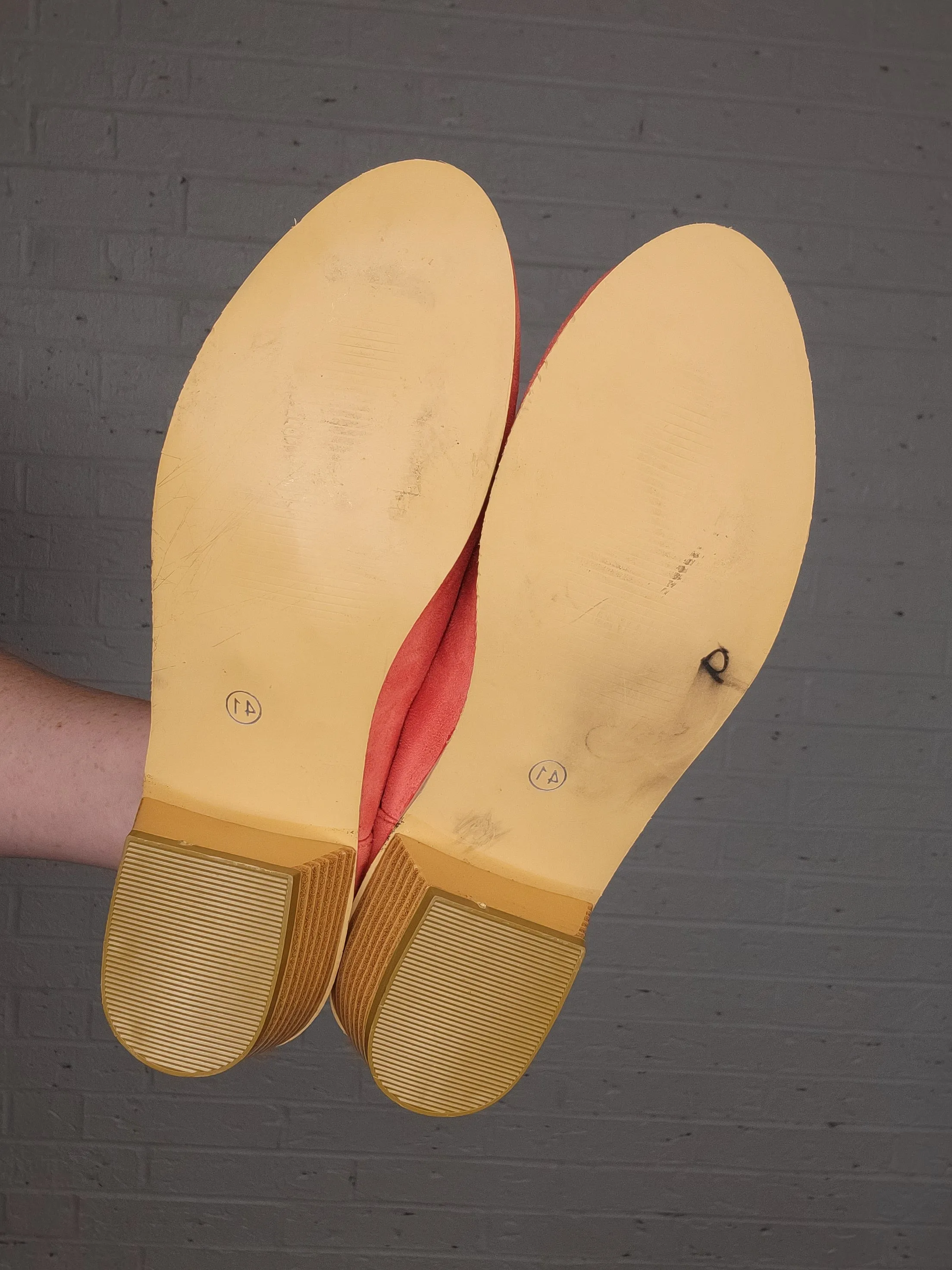 Size 9 - Pink Suade Flats