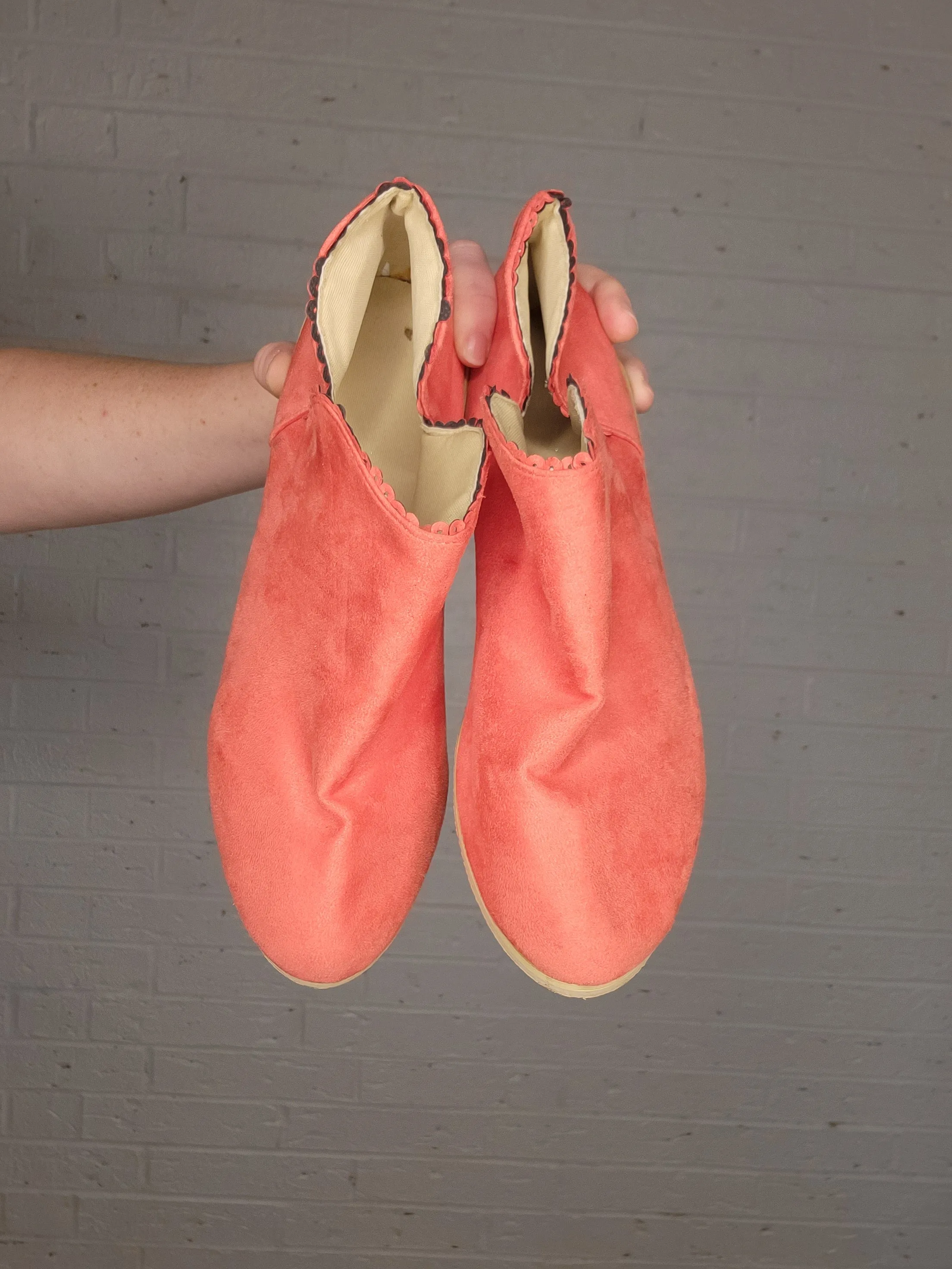 Size 9 - Pink Suade Flats